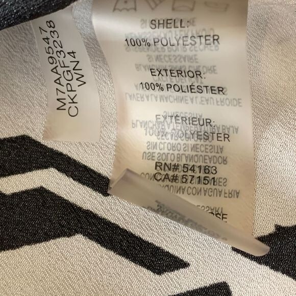 Calvin Klein Red and Black top  Ombre long sleeve blouse size S front pockets - Picture 9 of 11